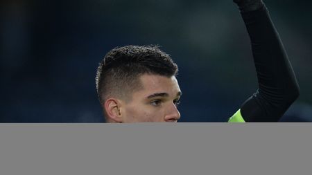 Oferta concretă pentru Ianis Hagi dezvăluită chiar de tatăl său: "A fost una scrisă, dar el mi-a spus că nu dorește acolo" + Ce jucători mai pot pleca de la Viitorul