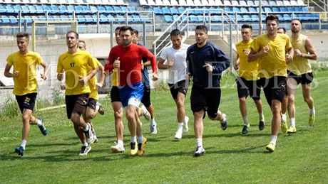 Țălnar taie în carne vie la FC Brașov. Majoritatea jucătorilor veniți în probe au fost trimiși la plimbare.** 