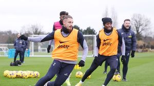 Jurnalistul străin care l-a urmărit de aproape pe Radu Drăgușin îl distruge pe fotbalistul român! Îl compară cu un jucător de la Bologna: „E mai bun decât Drăgușin, cu siguranță”