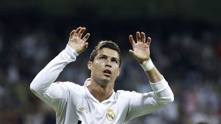 SHOW TOTAL pe Bernabeu!** Real a luat gol în minutul 1, dar a MĂ‚TURAT cu Rayo: 6-2! Hat-trick Ronaldo