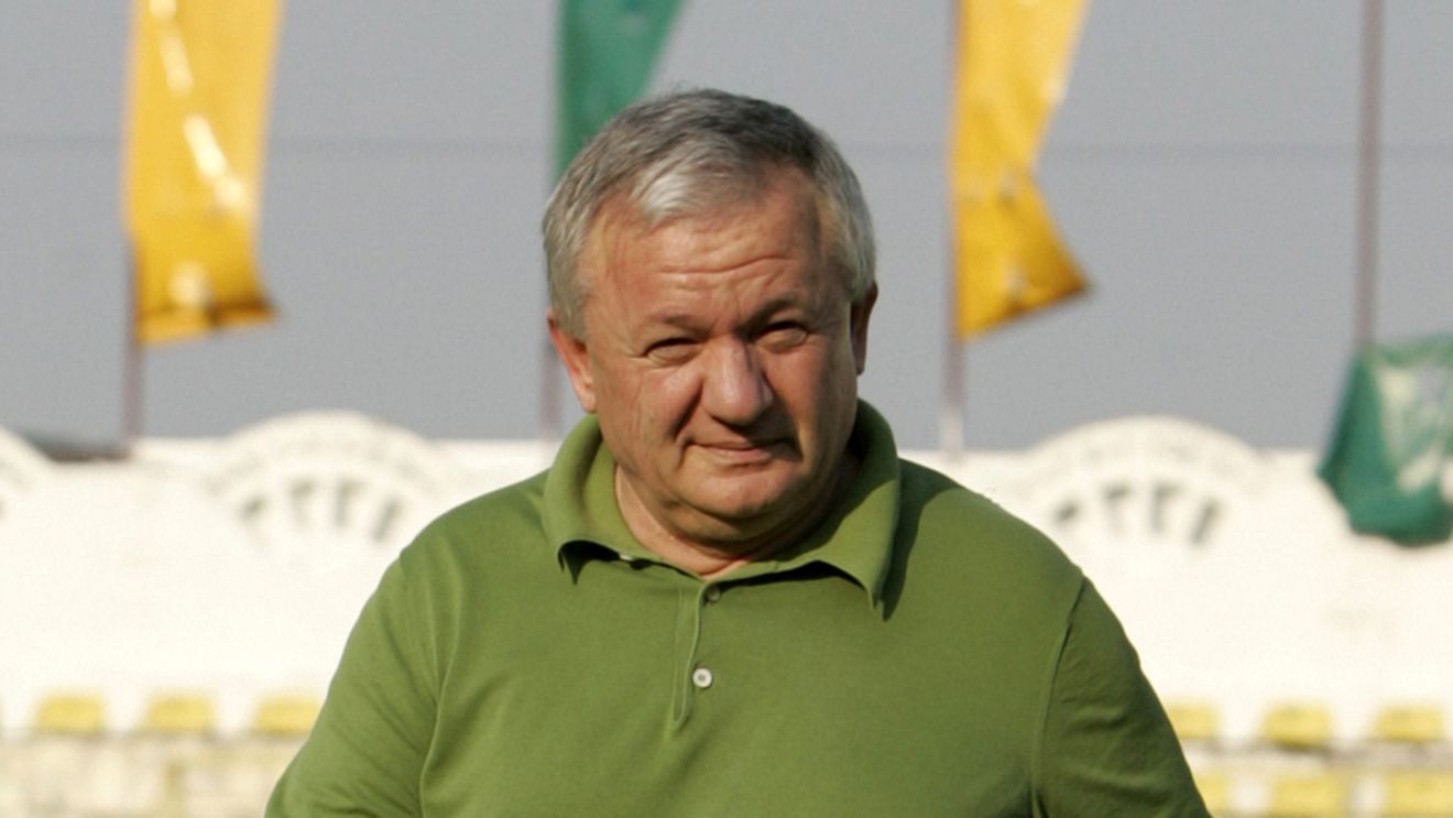 Porumboiu: "Nu mai vorbesc 15 ani cu Gigi!"