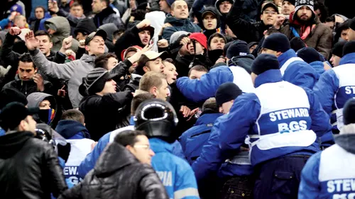 Contestați de tot stadionul!** Înjurături pentru Sandu și Dragomir