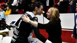 Pe cine va desemna Nicușor Dan președinte la CSM București? Două nume pe lista edilului-șef care va trebui să găsească și un om la secția de handbal | EXCLUSIV