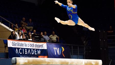 Larisa Iordache își revine frumos: 15.300 la bârnă, în cadrul concursului de la Avoine