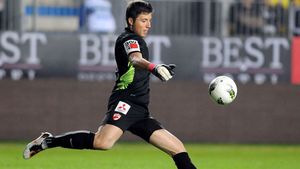 Dinamoviștii joacă din nou pe o super arenă!** Bălgrădean: "Poate vom avea și noi un OZN ca al lui 'U'! Pe National nu vreau, ar fi doar 300 de fani pe 55.000 de locuri"