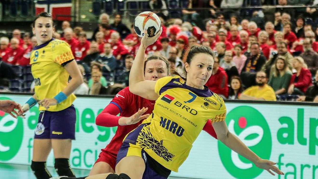 INTERVIU | Eliza Buceschi: "În unele momente ne-am avântat fără să gândim și ele au fost mai înțelepte și au câștigat". Centrul echipei naționale a tras primele concluzii după România - Cehia