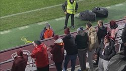 Scene revoltătoare în Giulești, după Rapid – Oțelul 0-2! Cum și-a vărsat nervii un suporter pe un steward