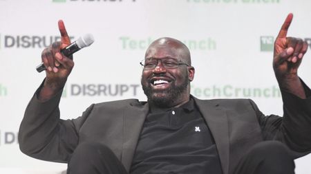 Cum arată „Ferrari Frankenstein”, mașina pe care Shaquille O'Neal a modificat-o pentru că el era prea mare ca să încapă în ea!