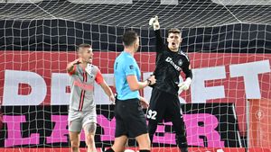 Gigi Becali a făcut o nouă mutare tactică sclipitoare: Florin Tănase a marcat primul gol de la revenire, din pasa lui Alexandru Băluță, în Sepsi - FCSB