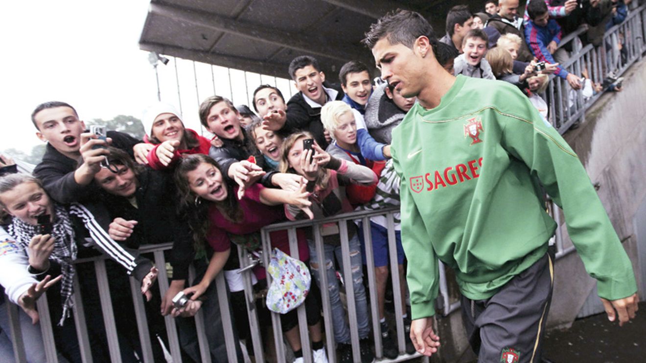 „Îmi pare rău**, dar nu pot să joc"