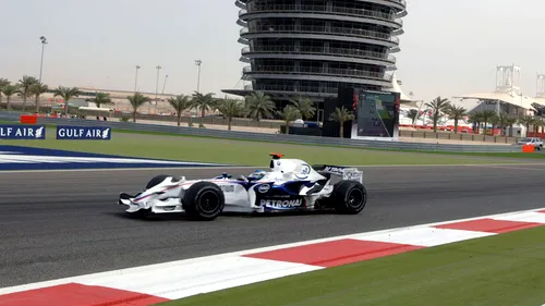 Poliția din Bahrain susține că a dejucat un atentat în timpul Marelui Premiu de Formula 1! Două femei au fost arestate