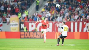 Eroul nerecunoscut!** Ce decizie vor lua oficialii "câinilor"? "Așteaptă un semn! E dinamovist pursânge, parcă ar vrea să continue"