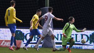 Clubul din Liga 2 care ar putea rata play-off-ul din cauza salariilor neplătite: ”Să ai copii și să-ți ceară o ciocolată, iar tu să mergi să te împrumuți? Să nu dispară clubul.” Antrenorul recunoaște problemele: ”Mă gândesc ce să le mai spun”