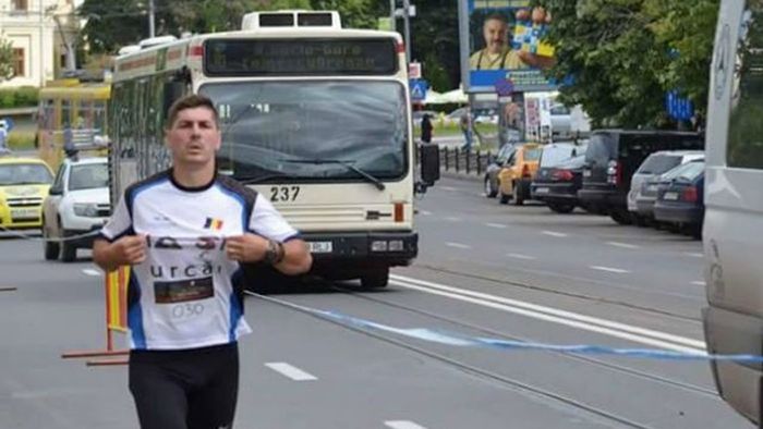 "Maratonul Speranței" în Iași. Gest superb făcut de un fost sportiv român: va alerga 24 de ore pentru o tânără care suferă de o malformație congenitală gravă. Și tu o poți AJUTA