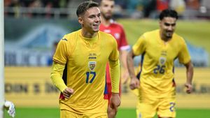 Decizia lui Mircea Lucescu a fost făcută praf! Convocarea lui Louis Munteanu a declanşat scandalul: „De neînțeles”