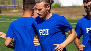 Mircea Rednic, laude pentru unul dintre jucătorii lui FC U Craiova: „Este un profesionist desăvârşit!”