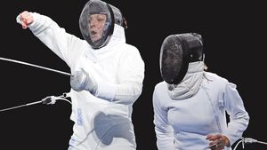 Regine în Barcelona!** Spadasinele din România s-au impus în concursul pe echipe