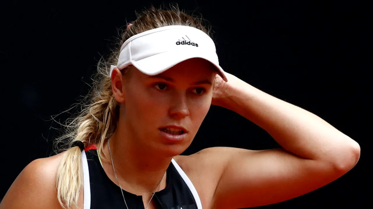 Caroline Wozniacki s-a trezit. Start lin pentru principala pretendentă la coroana de lider mondial a Simonei Halep