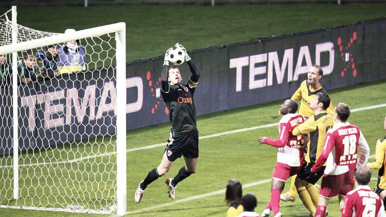 Tot Dolha e baza!** Goalkeeper-ul va fi numărul 1 în poarta "câinilor" și în retur!