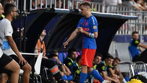 A venit verdictul după „lovitura de K1” pe care Darius Olaru i-a dat-o adversarului: cât a fost suspendat liderul FCSB