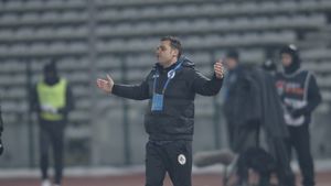 Mihai Teja acuză timid decizia care "a rupt" meciul cu Viitorul: "El mi-a spus că nu a fost fault de roșu"