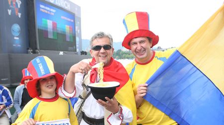 A mai rămas o oră până la meciul România - Italia!