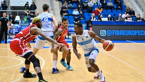 SCMU Craiova, învinsă de formaţia franceză Cholet, în FIBA Europe Cup. Oltenii nu mai au şanse de calificare, în timp ce Oradea mai speră la sferturi