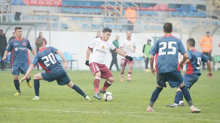 De aici vine salvarea Rapidului! Ioniță va fi scos 'pe piață'. Giuleștenii i-au fixat prețul