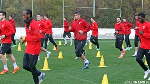 Probleme pentru Cătălin Munteanu! Șefii lui Dinamo vor să-i înjumătățească salariul 