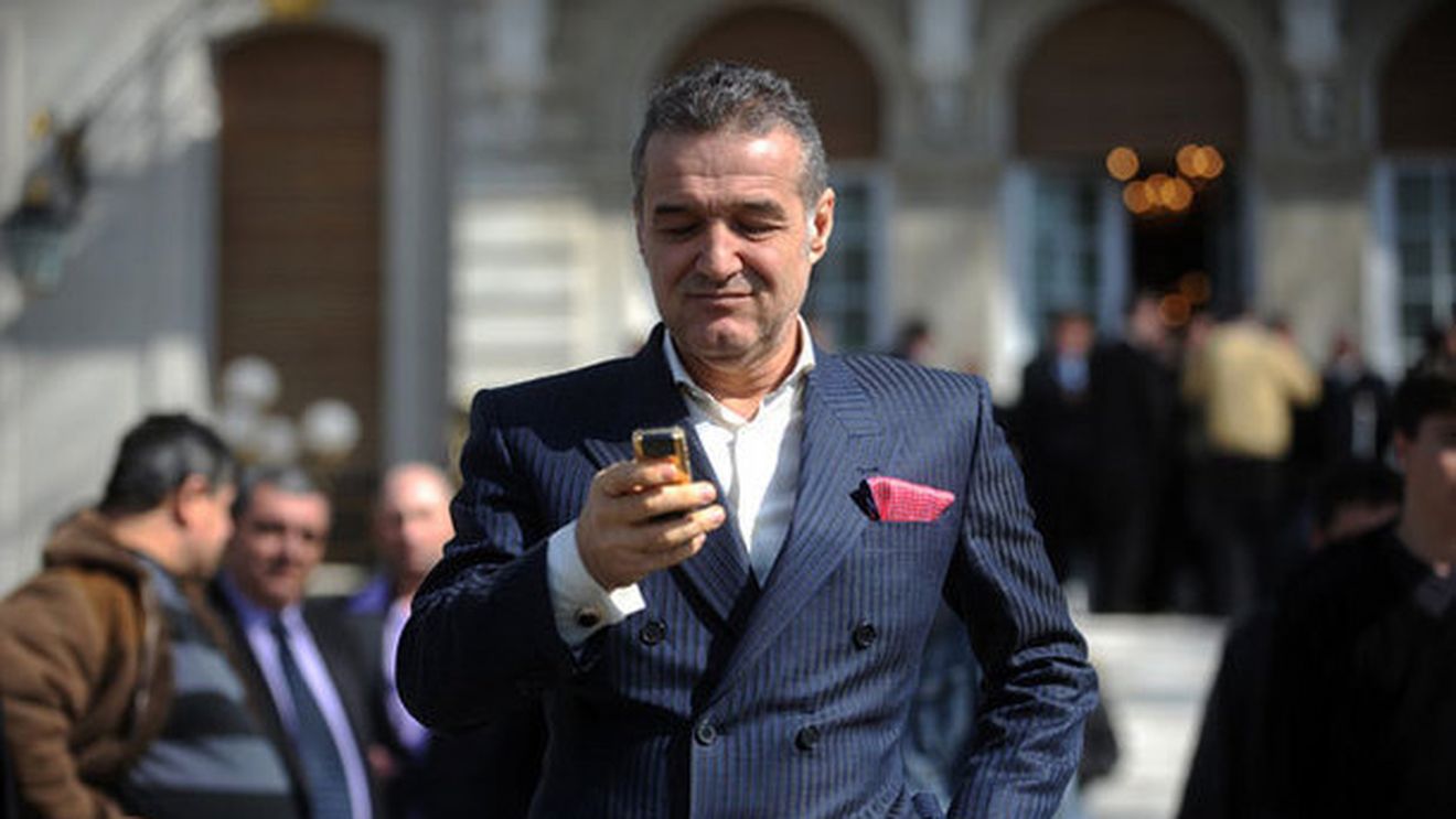 Steaua îi dă aripi, Becali dependent de adrenalină:** "Nu de CFR mi-e frică, ci de Rapid! Bag milioane să se joace până la final!" De ce îl iartă pe Costea și îl critică pe Bourceanu