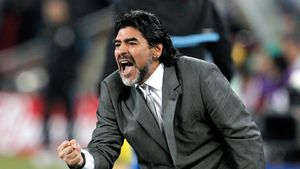 Maradona "trece" la islamism!** "El pibe d'oro", viitorul selecționer al Iranului?
