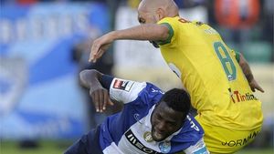 Dinamo, ofertă generoasă pentru un fundaș care a scris istorie în Liga 1: "Nu mă așteptam la asta!" Ce a decis jucătorul