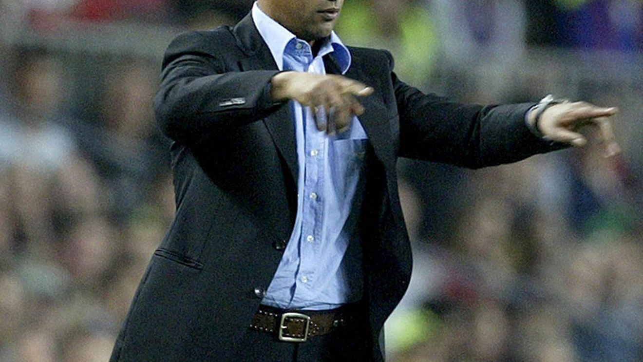 Rijkaard: "Nu intenționez să plec de la Barcelona"