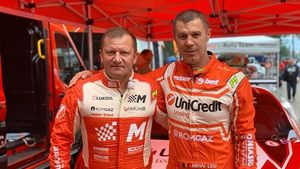 Dorinel Munteanu, prietenul de suflet al lui Mihai Leu, e răvășit: „Am avut onoarea asta. Nu-mi vine să cred”. SPECIAL