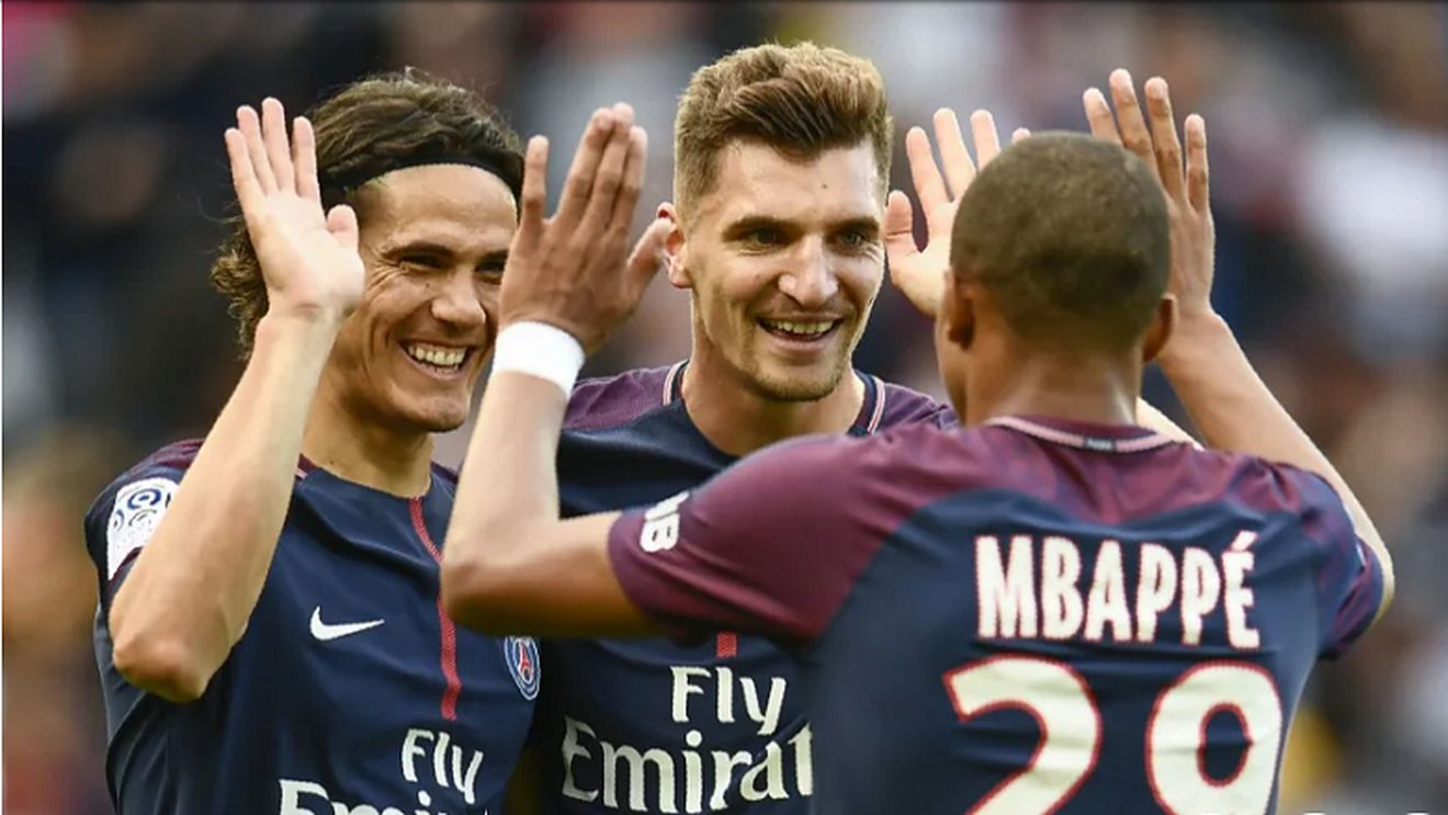 Și fotbaliștii piratează! Un star al lui PSG a făcut furori cu întrebarea sa: "Are cineva un link?"