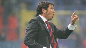 Hagi, Zenga și Olăroiu**, "finanțatorii" Stelei