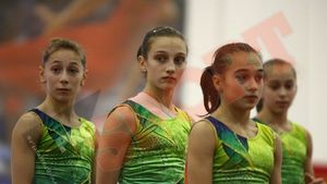 Fetele debutează în Marea Britanie