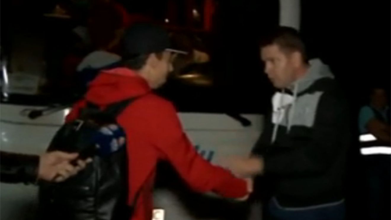 Patrick Petre are datorii la Flavius Stoican: "Să mi-i dai pe ăia 200 de lei! Nu glumesc!" :) Explicațiile tânărului mijlocaș