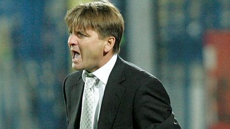 Uhrin:** "Unirea? Nu știu..poate!"