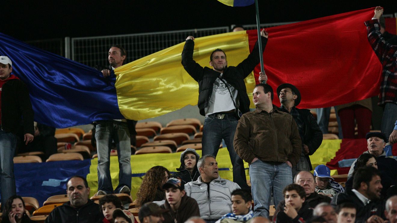 Biletele la România-Muntenegru se pun în vânzare miercuri