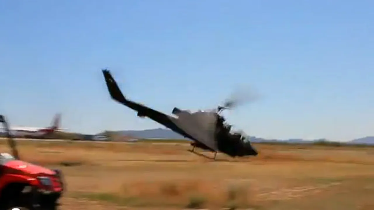 Accident dramatic în timpul filmărilor pentru Top Gear! VIDEO** Un elicopter de luptă s-a prăbușit, după o cursă cu un Corvette
