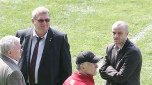 Porumboiu îl ironizează pe Mureșan**: "Nu pot să iau decât în glumă ce spune! Vasluiul trebuia să joace Supercupa"