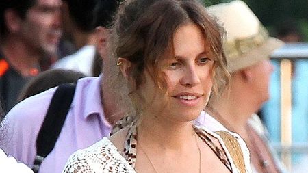 De senzație: Roman Abramovich va fi tată pentru a 7-a oară. Dasha Zhukova, surprinsă cu "burtica la vedere"