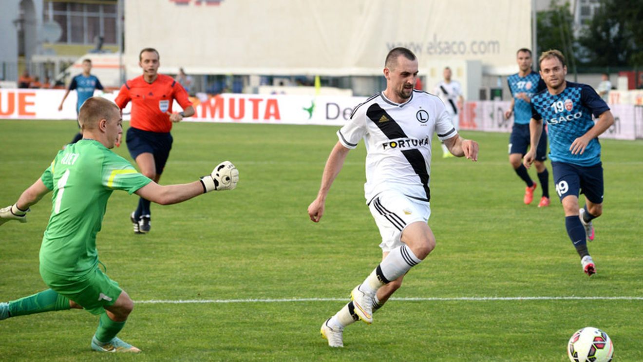 FC Botoșani se desparte de încă un titular incontestabil. Jucătorul nu a fost luat în cantonamentul din Turcia. "Nu va pleca gratis"