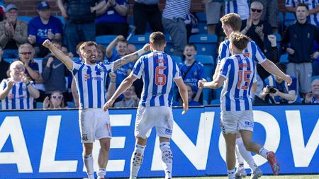 Dinamo negociază transferul unei extreme engleze, din prima ligă scoțiană! Fotbalistul pe care îl vrea Kopic neapărat