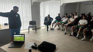 Jucătorul suspendat și amendat drastic de FRF pentru mesaje rasiste la adresa lui Dawa a fost dat afară de la clubul la care era legitimat