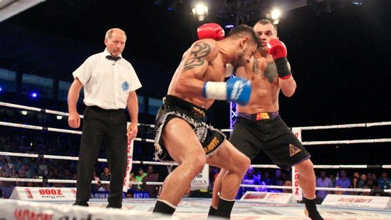 "Pitbull Atodiresei" se luptă pentru titlul mondial!** Vezi programul complet al galei Local Kombat Onești de pe 7 decembrie