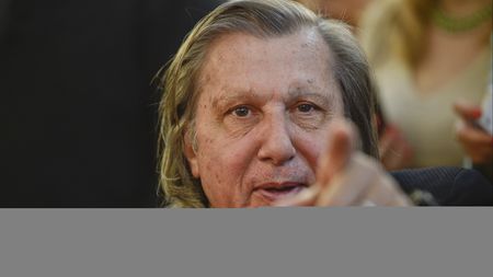 FOTO | Ilie Năstase și Anghel Iordănescu se "folosesc" de sport pentru campania electorală! Cei doi sunt candidați UNPR la europarlamentare