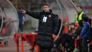 Stoican, în fața unui meci capital. "Plecăm cu prima șansă, dar vom avea o partidă dificilă cu Rapid"