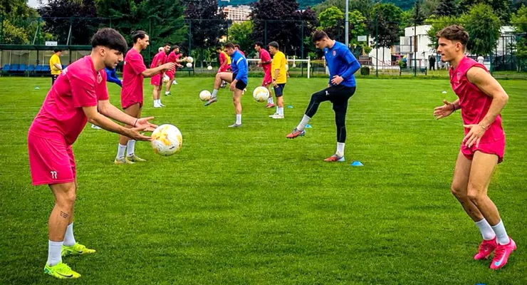 Eusebiu Tudor a reunit AFC ASA Târgu Mureș pentru pregătirea sezonului 2026-2027 de Liga 2. A programat un cantonament spartan, de trei săptămâni